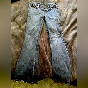 Women’s size 2 Idyllwind flare jeans